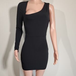 Speechless Black One-Shoulder Dress